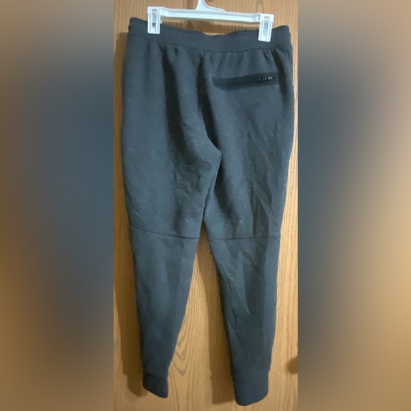 American Eagle Men’s Joggers Size: Medium Color: Dark Gray - Picture 3 of 4